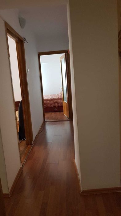 Apartament 3 camere decomandat, 70 mp utili (78 mp construiți), ultracentral, 3 balcoane, centrală proprie, SLATINA, OLT - DIRECT PROPRIETAR