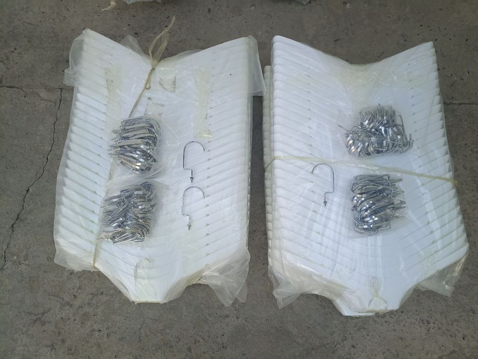 Maniken va Veshelkalar Sotiladi