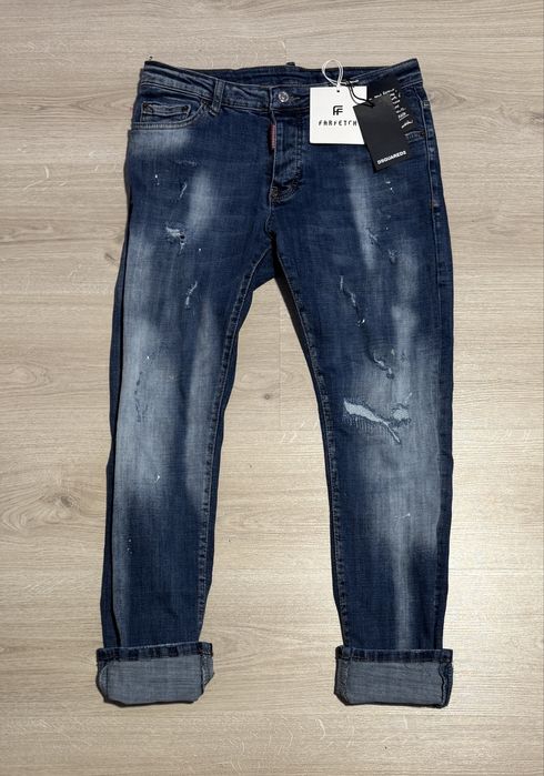 Blugi Dsquared2 albastri marimea M