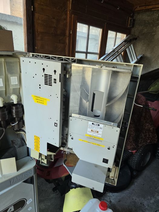 Кафемашина Зануси брио Кафеавтомат Zanussi Brio