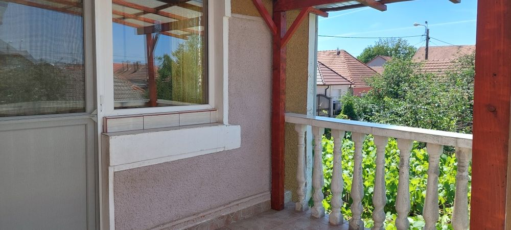 Casa de închiriat