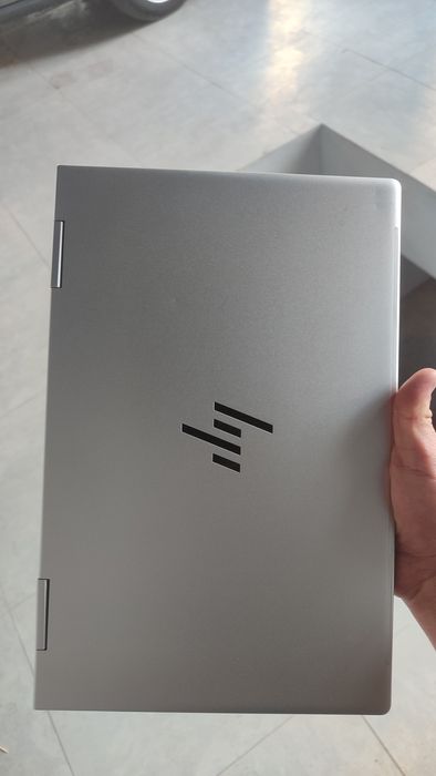 HP envy x360 512GB