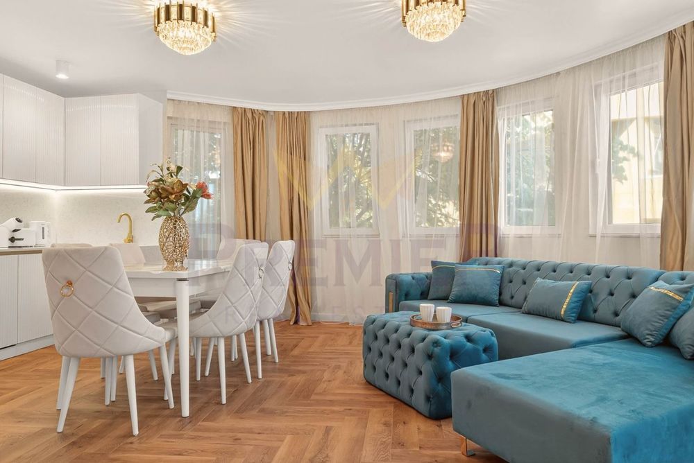 Дава се под наем Тристаен апартамент в Варна, Център - 100 кв.м за 1650 € - Снимка #1