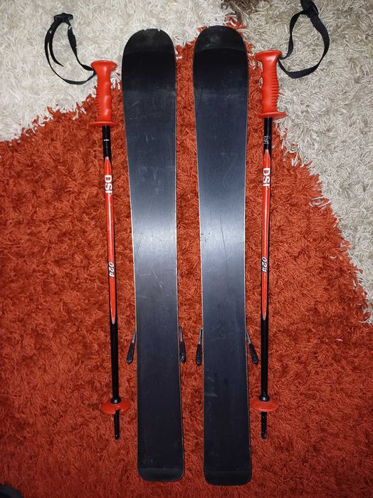 Vând schiuri copii Rossignol 80cm + bețe