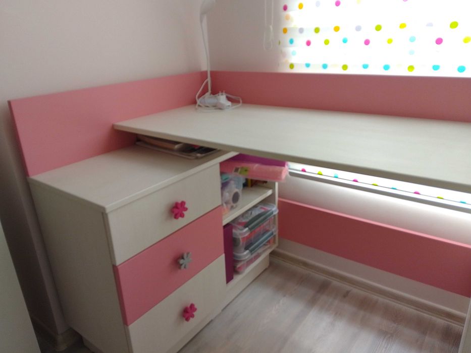 Ученическо ъглово бюро