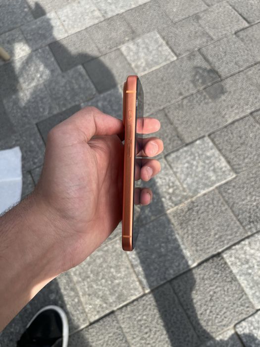 Продам Iphone 17 Pro 256gb E-sim