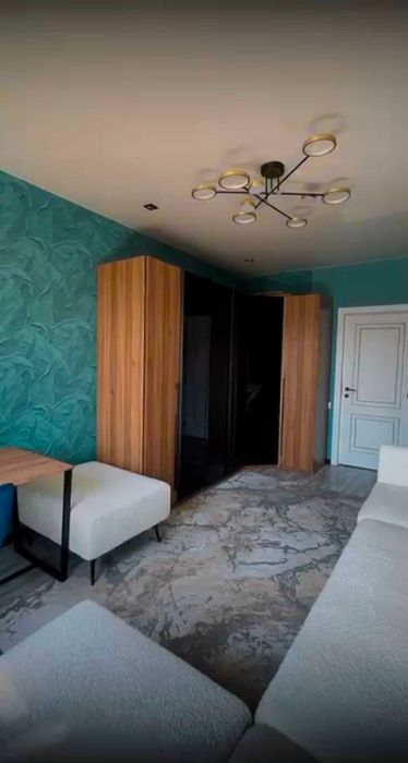 СРОЧНО! Редкая 2 х комнатная квартира-Кадышева и метро Тузел рядом.ЗиЖ