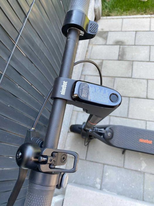 Trotineta Electrica Ninebot F2 KickScooter