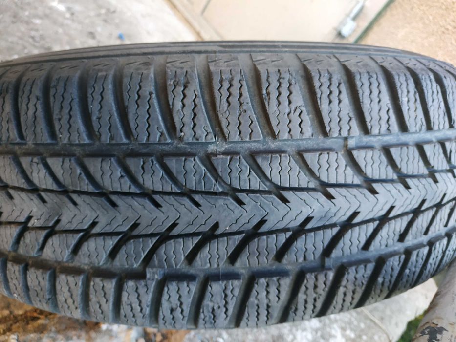 Джанти 15 к-т със зимни гуми 195/65/15 Опел Астра H