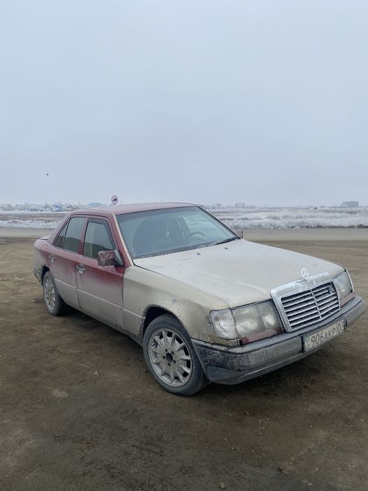 Продам мерседес 124