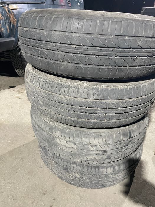 Продам резину 205/70/15