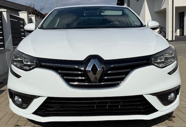 Renault Megane RENAULT Model: MEGANE IV SEDAN - un singur proprietar