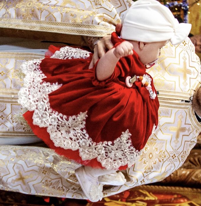 Rochita bufanta  de fetita