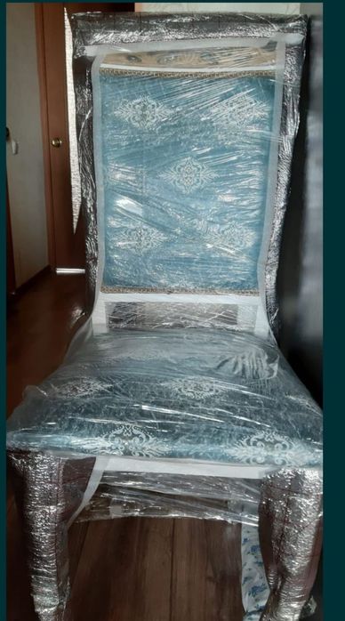 Продаётся стулья