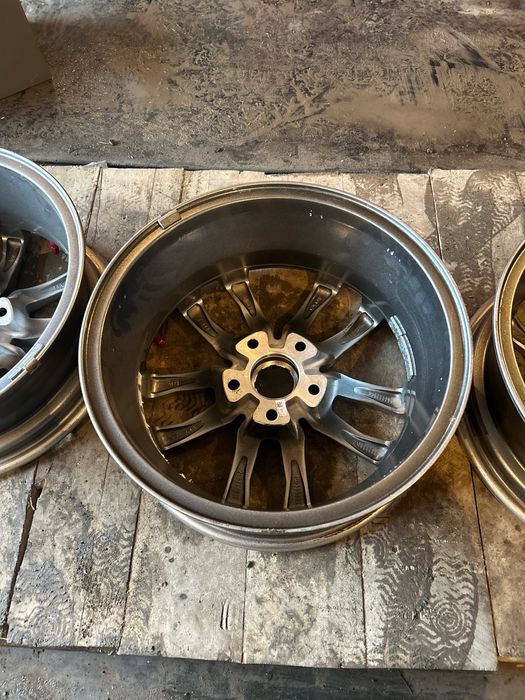 Диски R16 почти новые