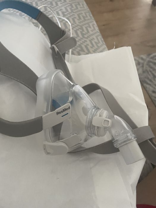 Masca CPAP ResMed AirFit F20 M (Medium) – stare excelentă