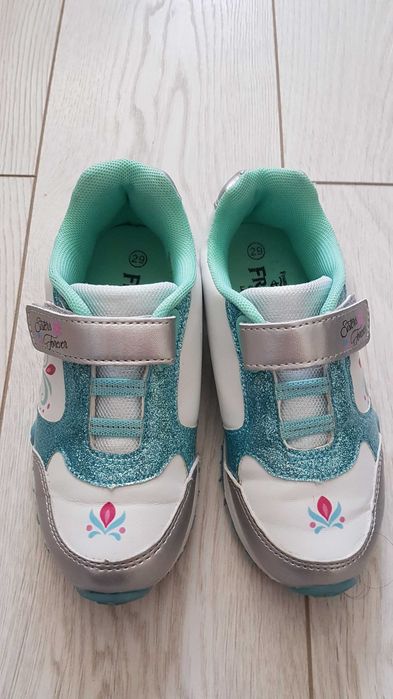 Детски маратонки с любимата Елза