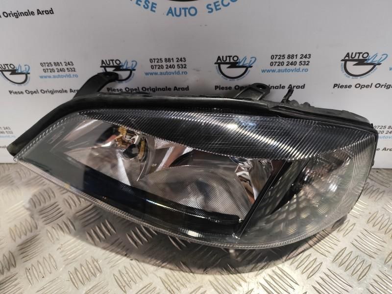 Far stanga fundal negru N JOY Opel Astra G