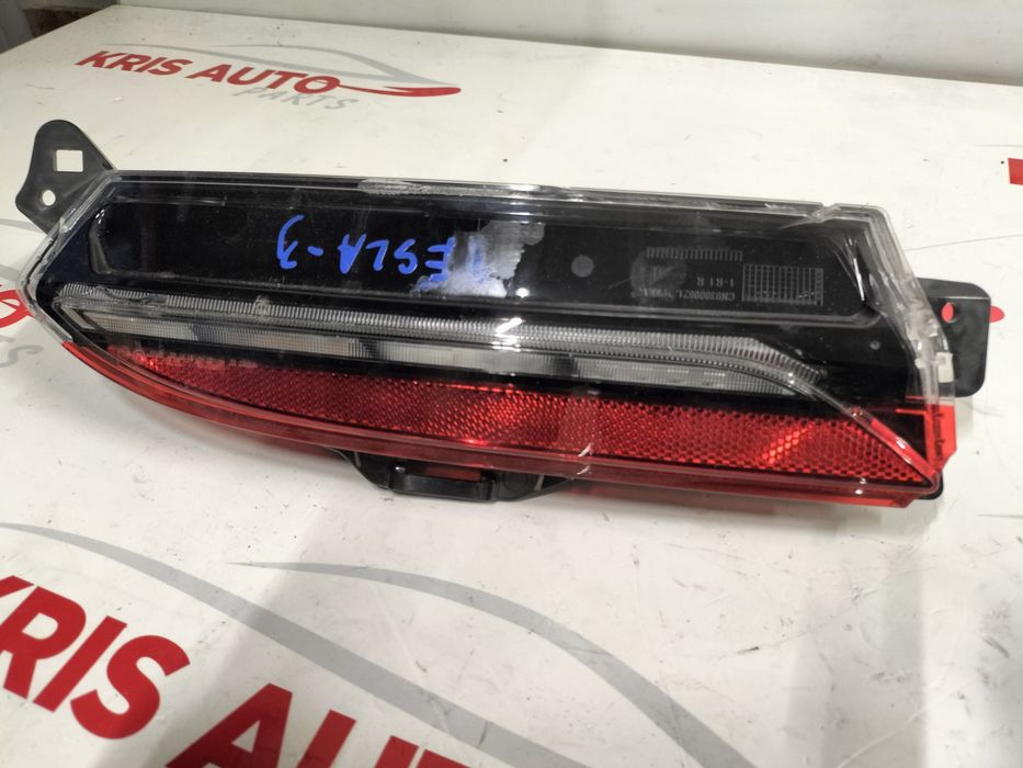 Стопове в задна броня Tesla Model 3 Highland / Тесла модел 3 2024г.