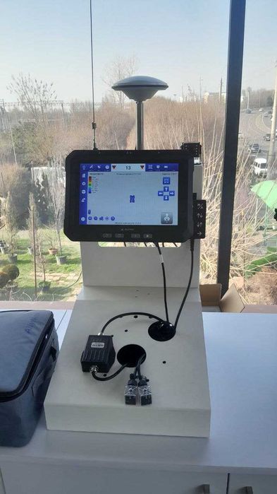 Allynav AF-305 traktorlar uchun auto pilot