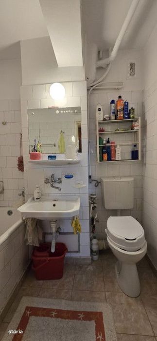 Apartament 4 camere, 83 mp, zona Vest