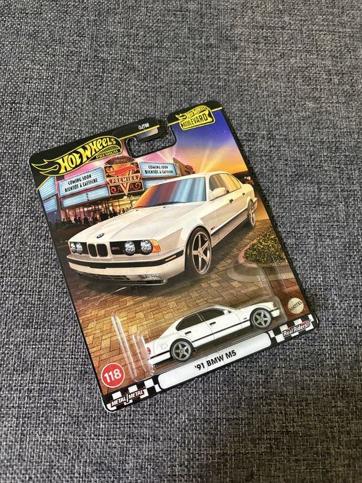 HotWheels BMW E34