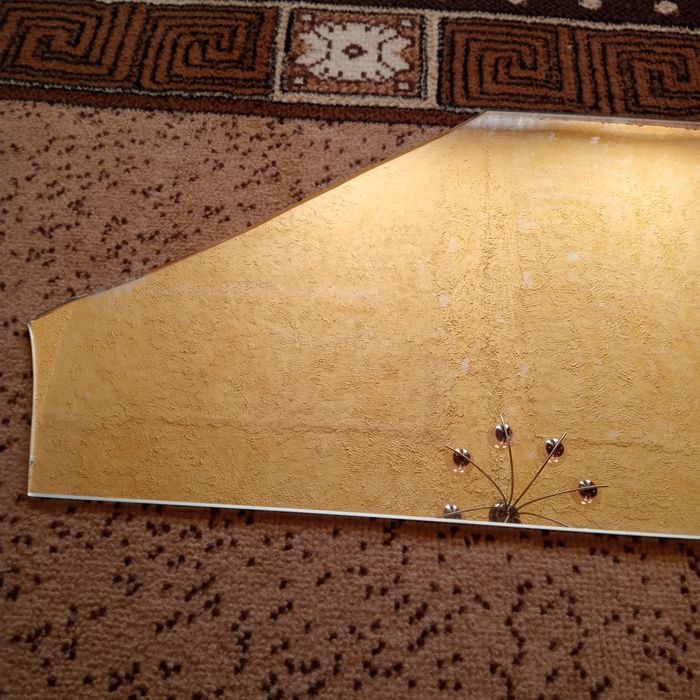 Зеркало в идеальном состоянии ,