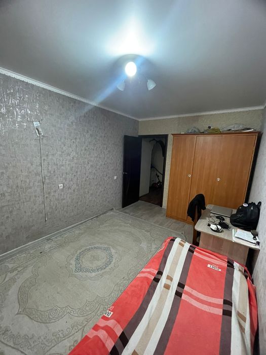 Продам 3х ком . квартиру в центре города