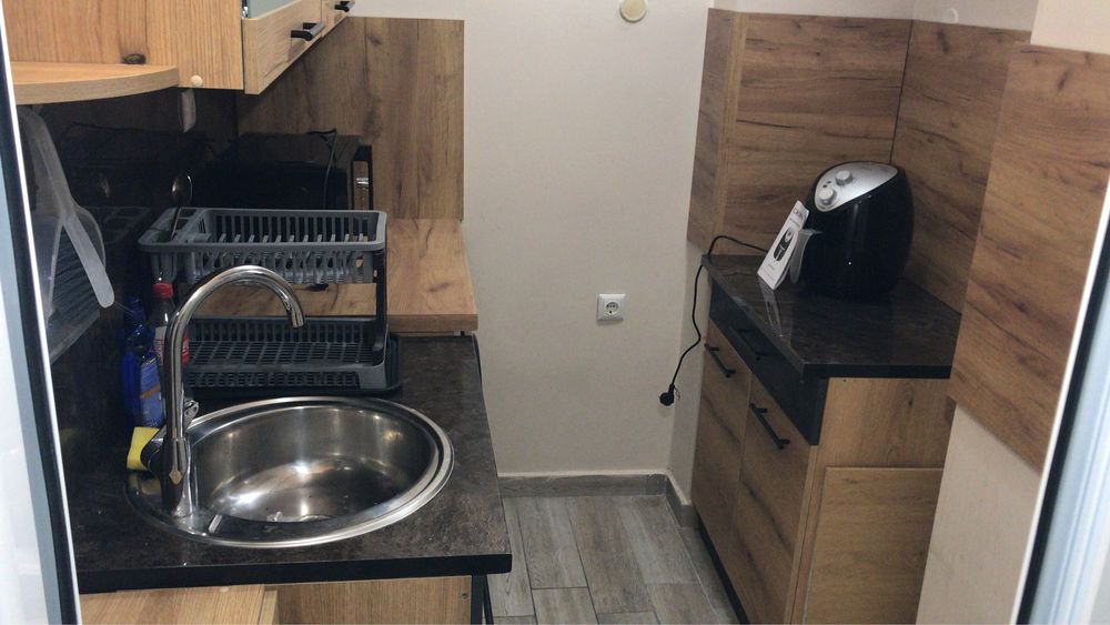 Дава се под наем Едностаен апартамент в Варна, Спортна зала - 30 кв.м за 348.84 € - Снимка #3