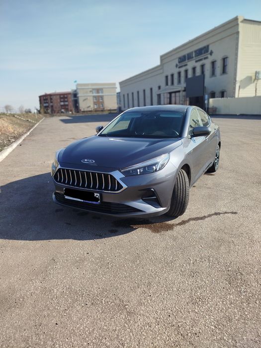 Продаю авто JAC J7 2022 GOD