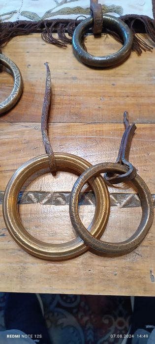 Старинные дверные кольца.