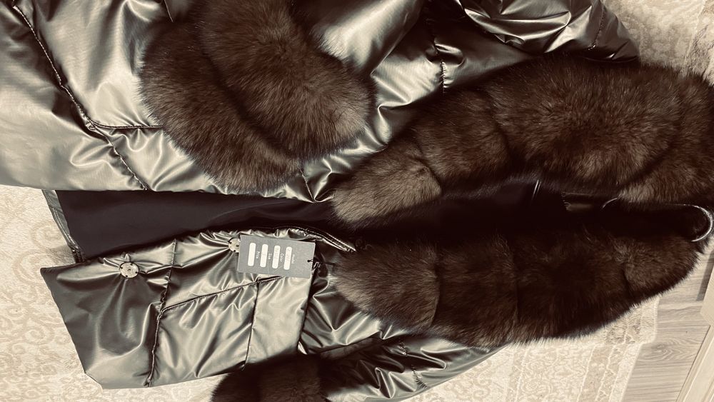 Куртка в отличном состоянии