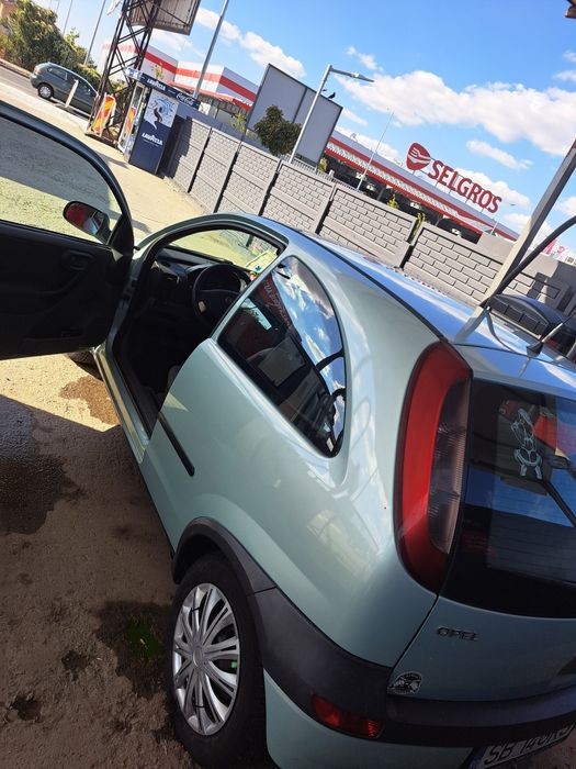 Opel corsa 1.0 2002