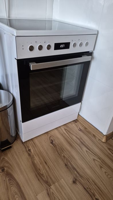 Aragaz  electric GRUNDIG