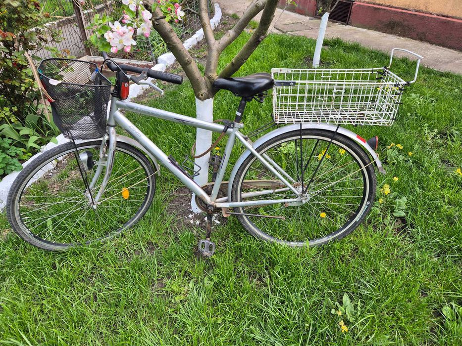 Bicicleta de vanzare
