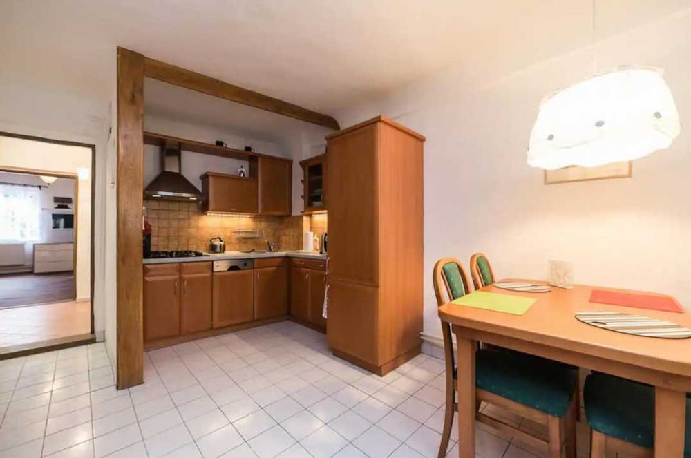 Дава се под наем Двустаен апартамент в Пловдив, Южен - 66 кв.м за 244.8 € - Снимка #1