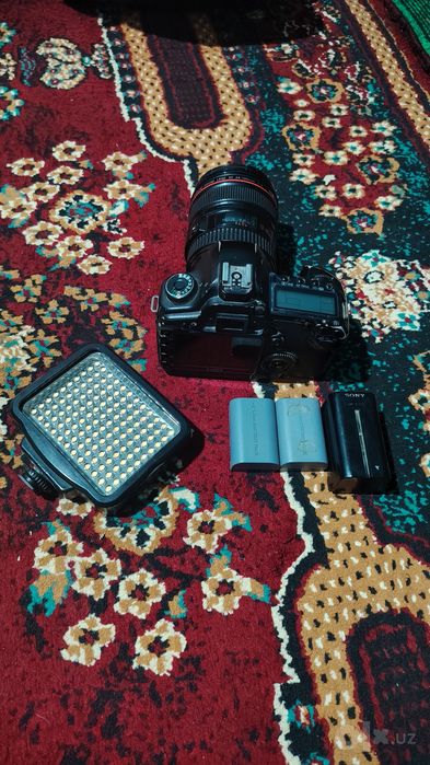 Camera Canon EOS 5D