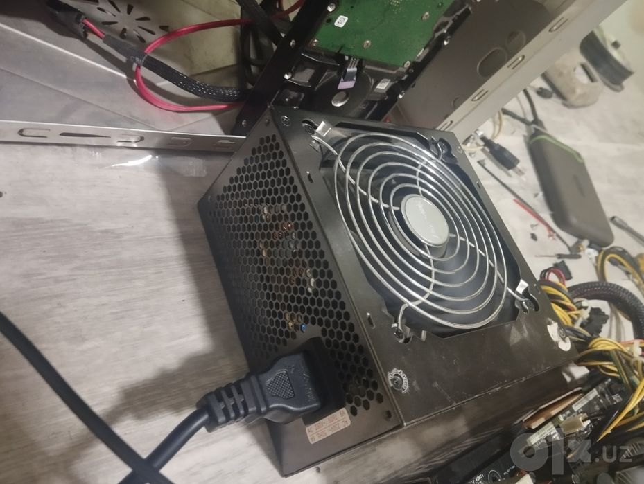 Компьютер core i3-6100 (asrock h110)