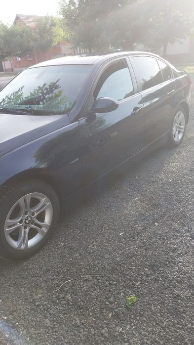 BMW e90 2008 2l benzină
