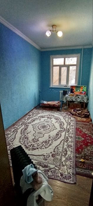 Срочно продам 2 комнотная квартира 11 квартал Учтепинский район