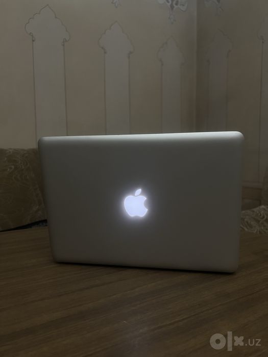 MacBook Pro 2011 13-Avlod Core i5 4/512