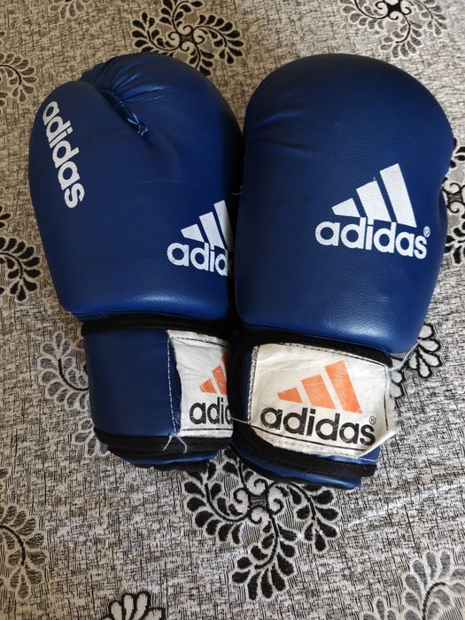 Синие перчатки Adidas