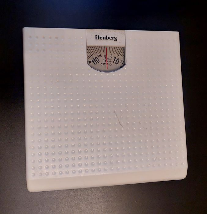 Продам весы напольные!