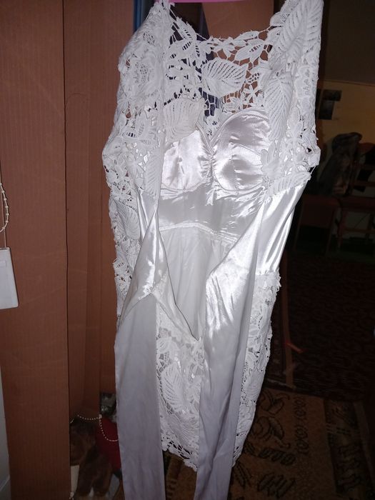 rochie alba logodna