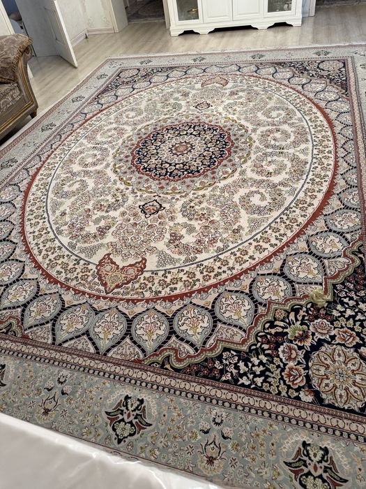 Ковер шелковый турецкий