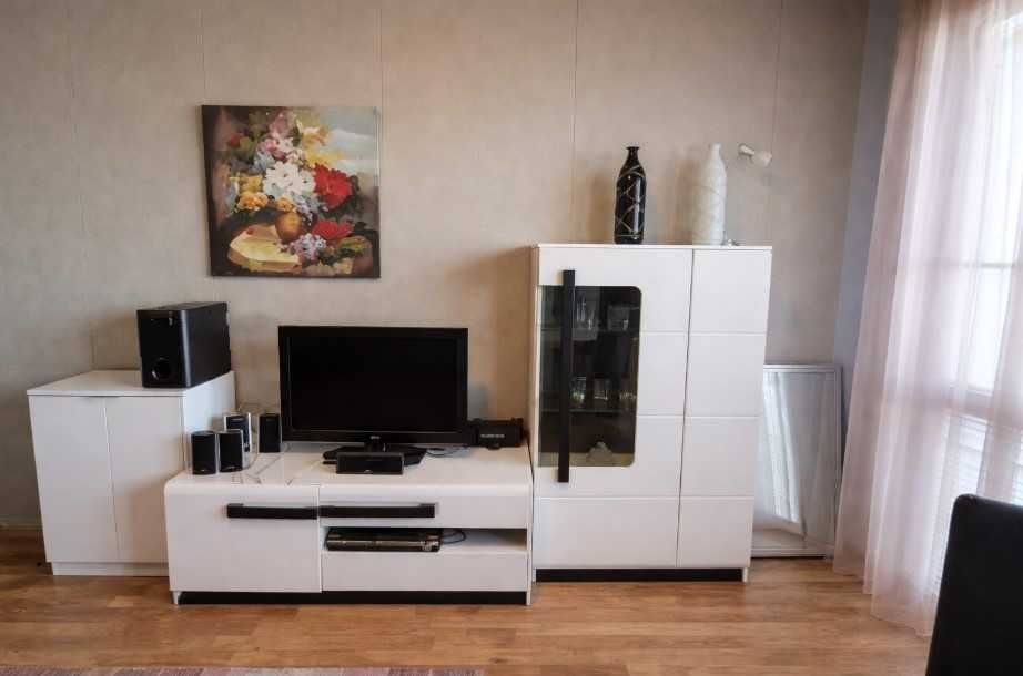 Дава се под наем Двустаен апартамент в София, Бъкстон - 55 кв.м за 617.1 € - Снимка #1