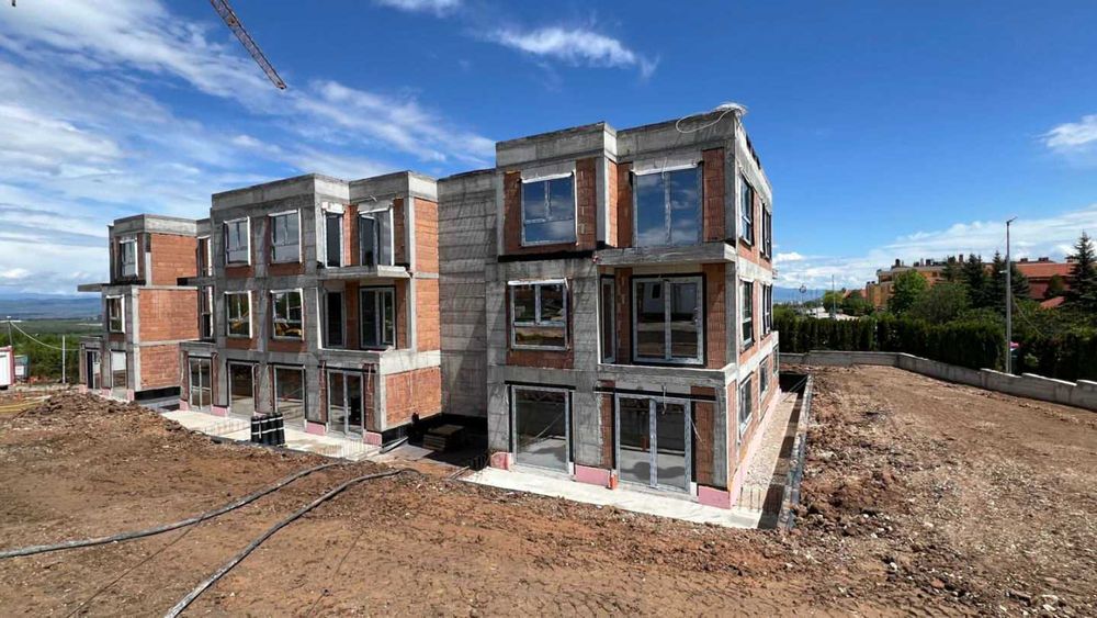 Продава се Тристаен апартамент в Банкя - 132 кв.м за 1796 €/кв.м - Снимка #6