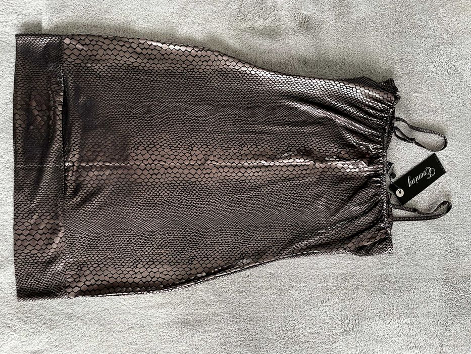 Vand rochie Amisu snake-print, lucioasa, marime 38, noua, cu eticheta