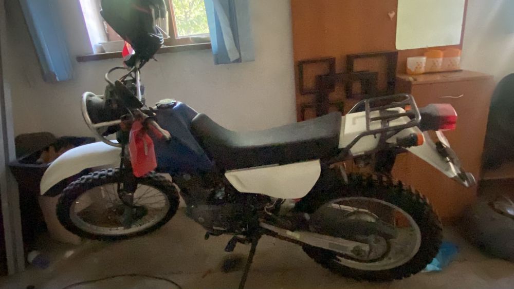 suzuki djebel 250.