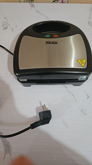 Продам вафельницу